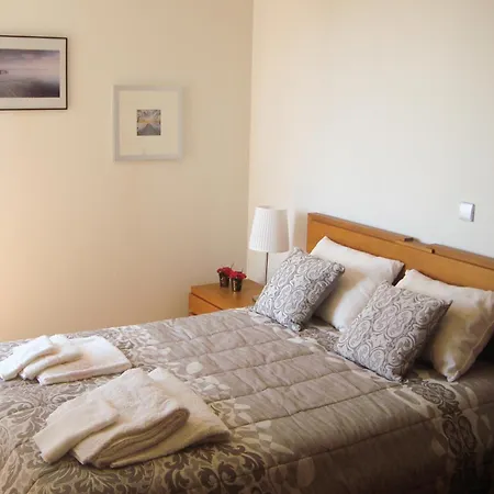 The River's Whisper Apartment *