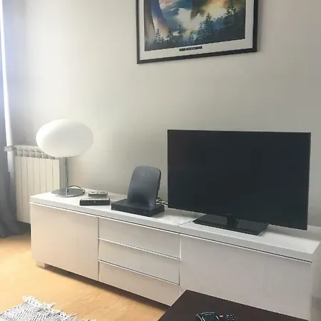 The River's Whisper Apartment Geres