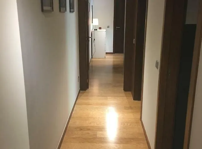 The River's Whisper Apartment Geres