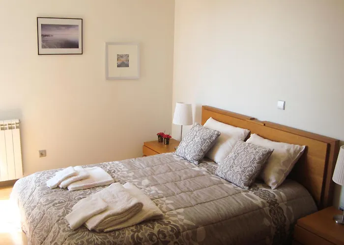 The River's Whisper Apartment *