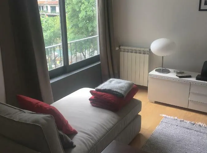 The River's Whisper Apartment *